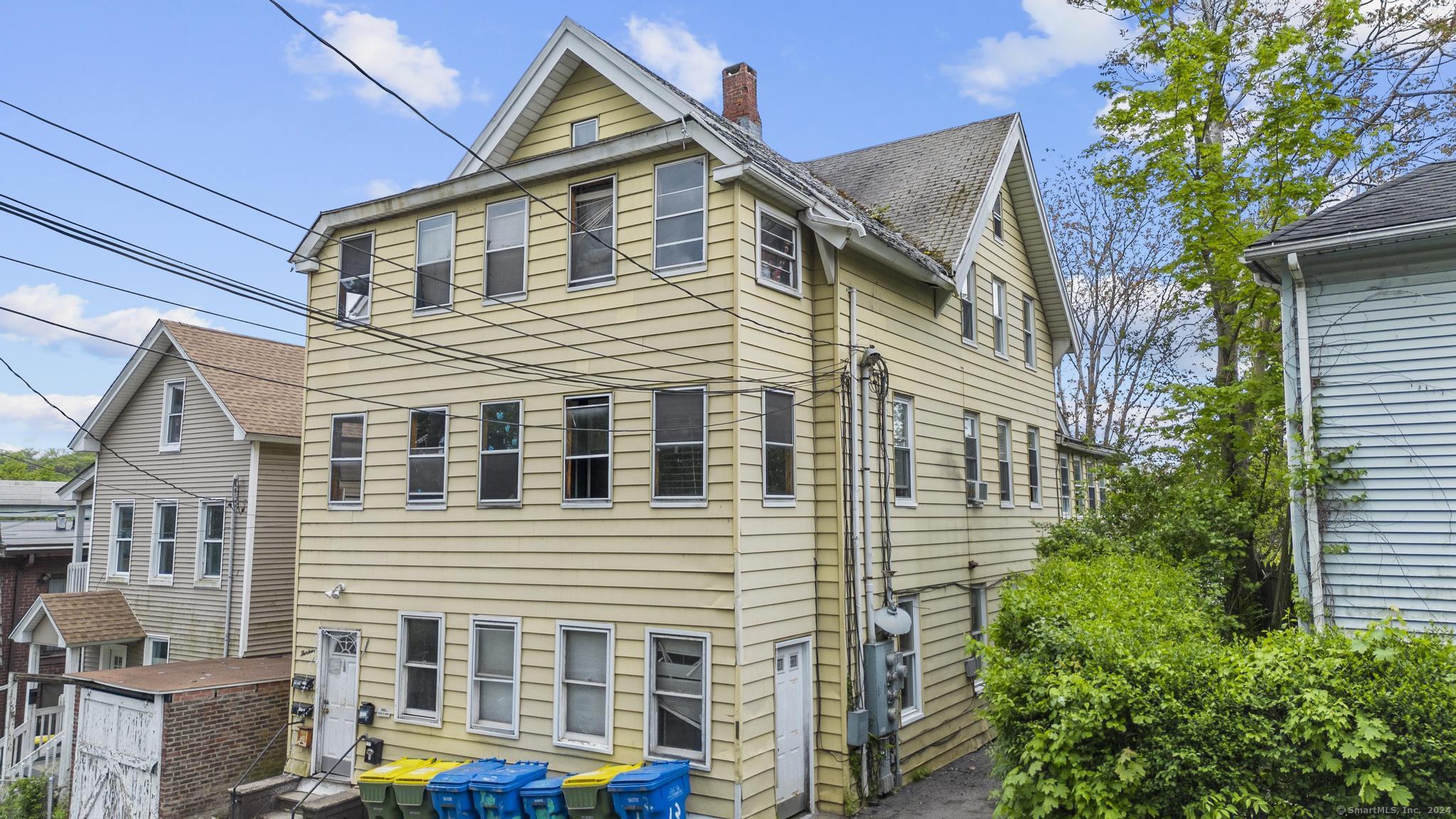 13 Summit Street Waterbury, CT 06708 - Photo 1 of 1
