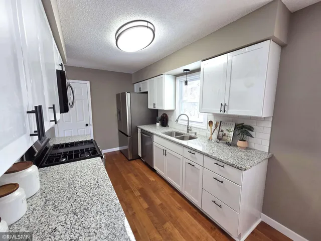 $435,000 | 11209 Independence Avenue North, Champlin, MN 55316