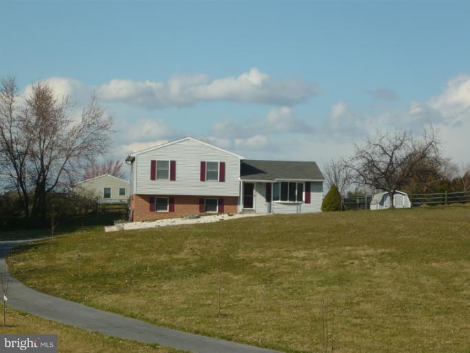 16426 Mt Tabor Road Hagerstown, MD 21740 - Photo 1 of 15 Exterior (Front)