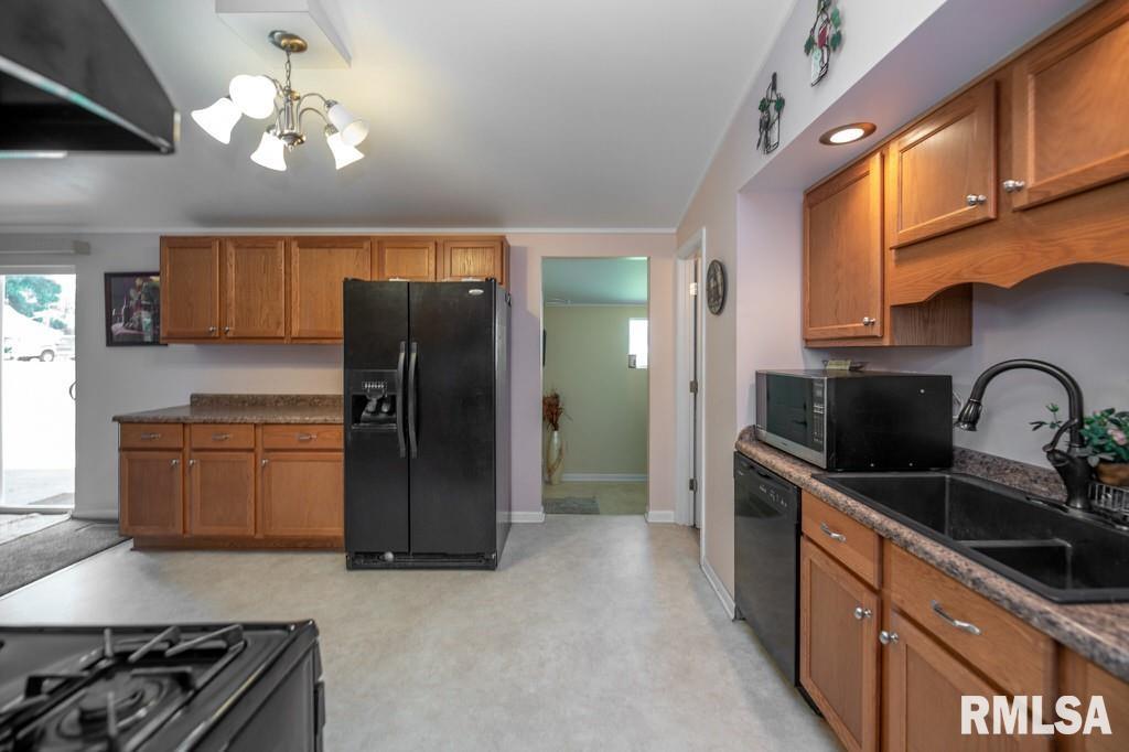 18519 Main Street Trivoli, IL 61569 - Photo 21 of 42