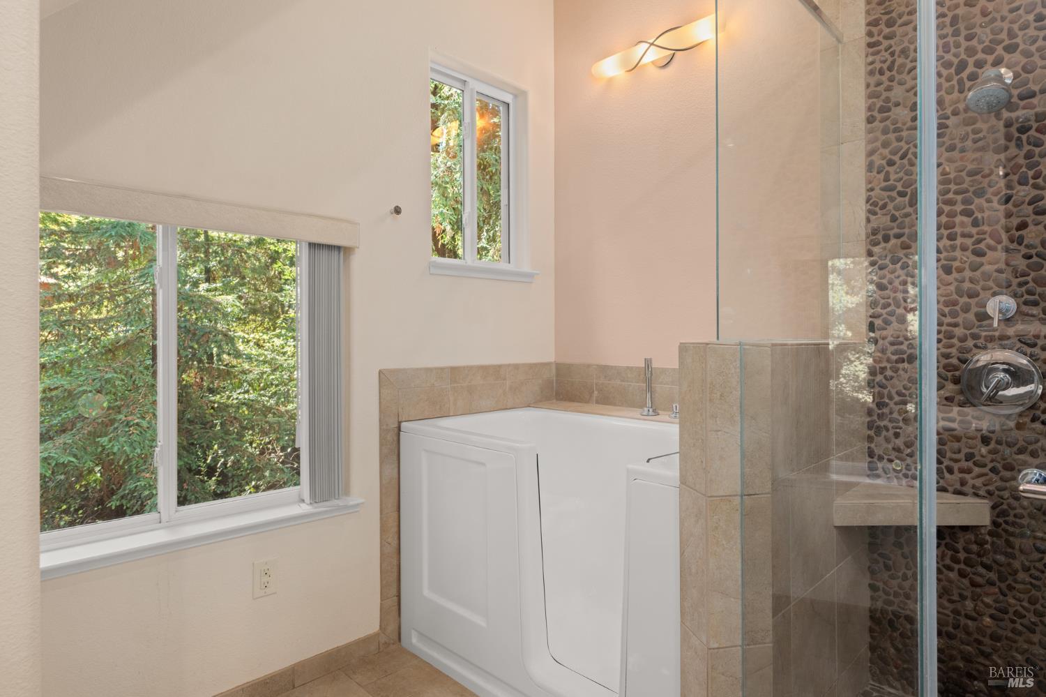 11532 Occidental Road Sebastopol, CA 95472 - Photo 20 of 35 Gallery Image 20