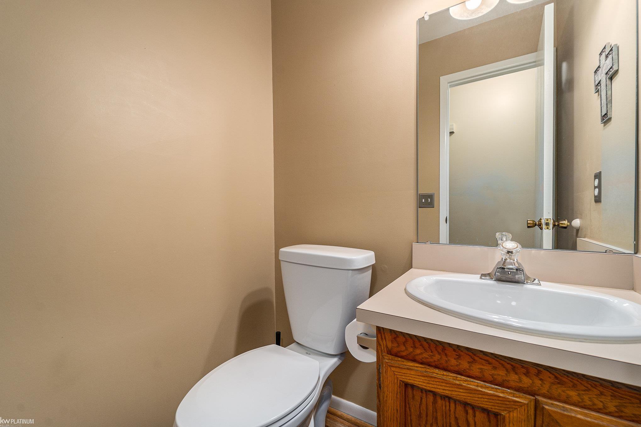 45114 Saltz Road Canton, MI 48187 - Photo 13 of 29