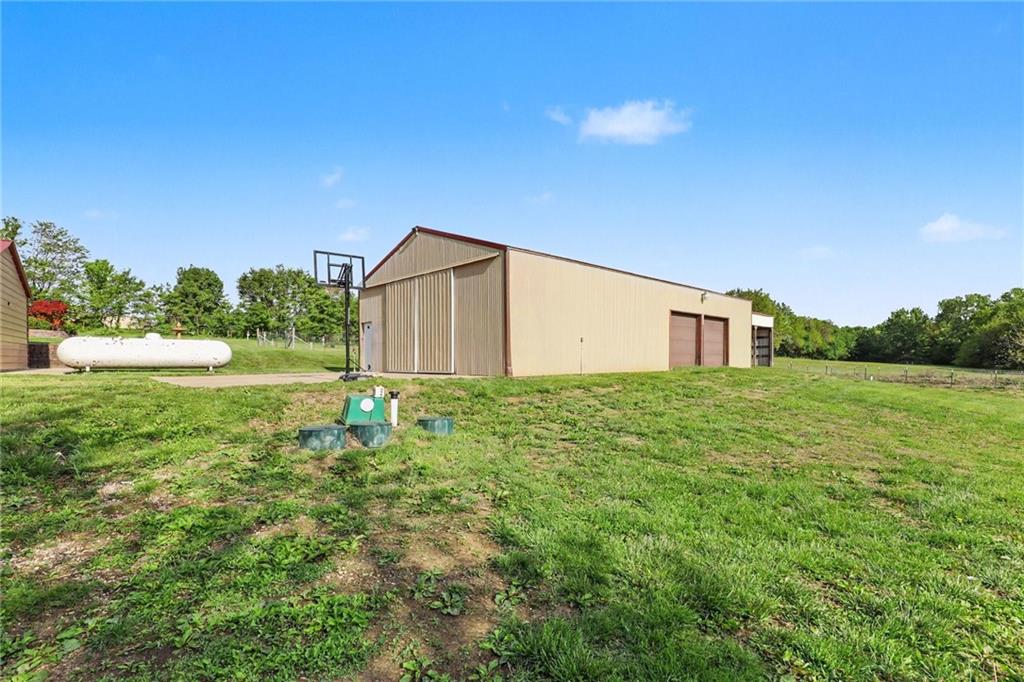 300 East Casey Road Lone Jack, MO 64070 - Photo 34 of 46