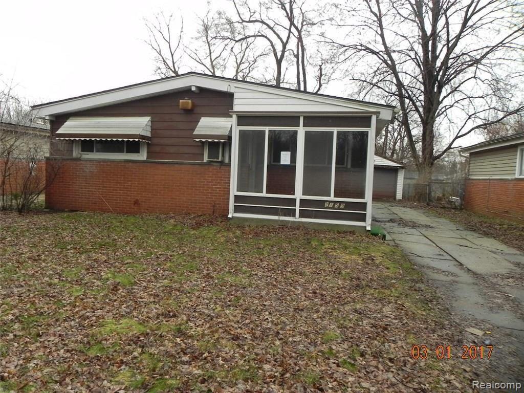2159 Spring Hill Avenue Inkster, MI 48141 - Photo 1 of 9 DSCN0642.JPG