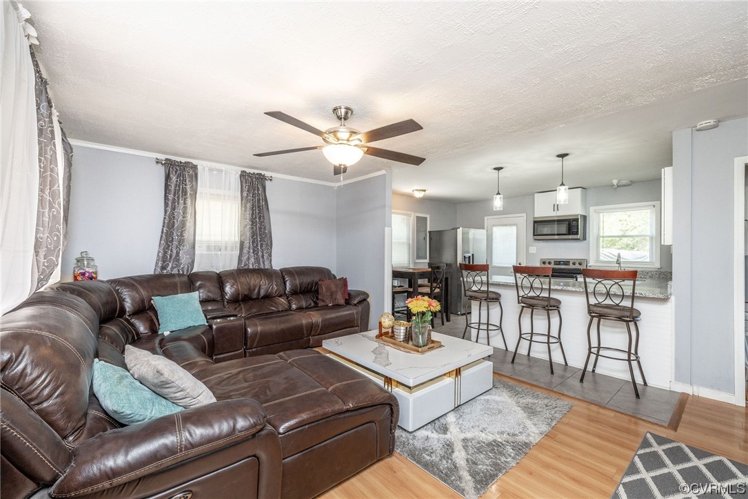 2730 Bertram Road Richmond, VA 23224 - Photo 4 of 24 Gallery Image 4