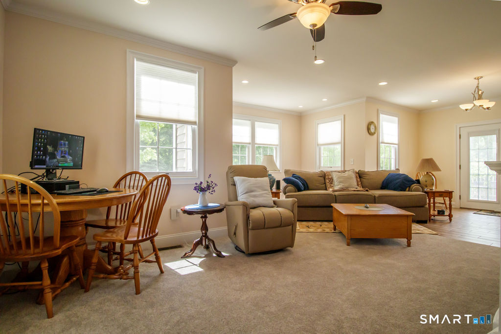 90 Town Line Road Plainville, CT 06062 - Photo 5 of 30
