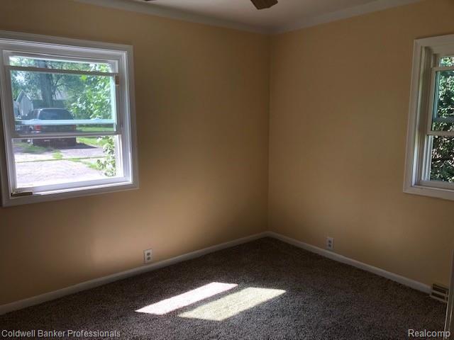 11100 Fenton Road Fenton, MI 48430 - Photo 11 of 20