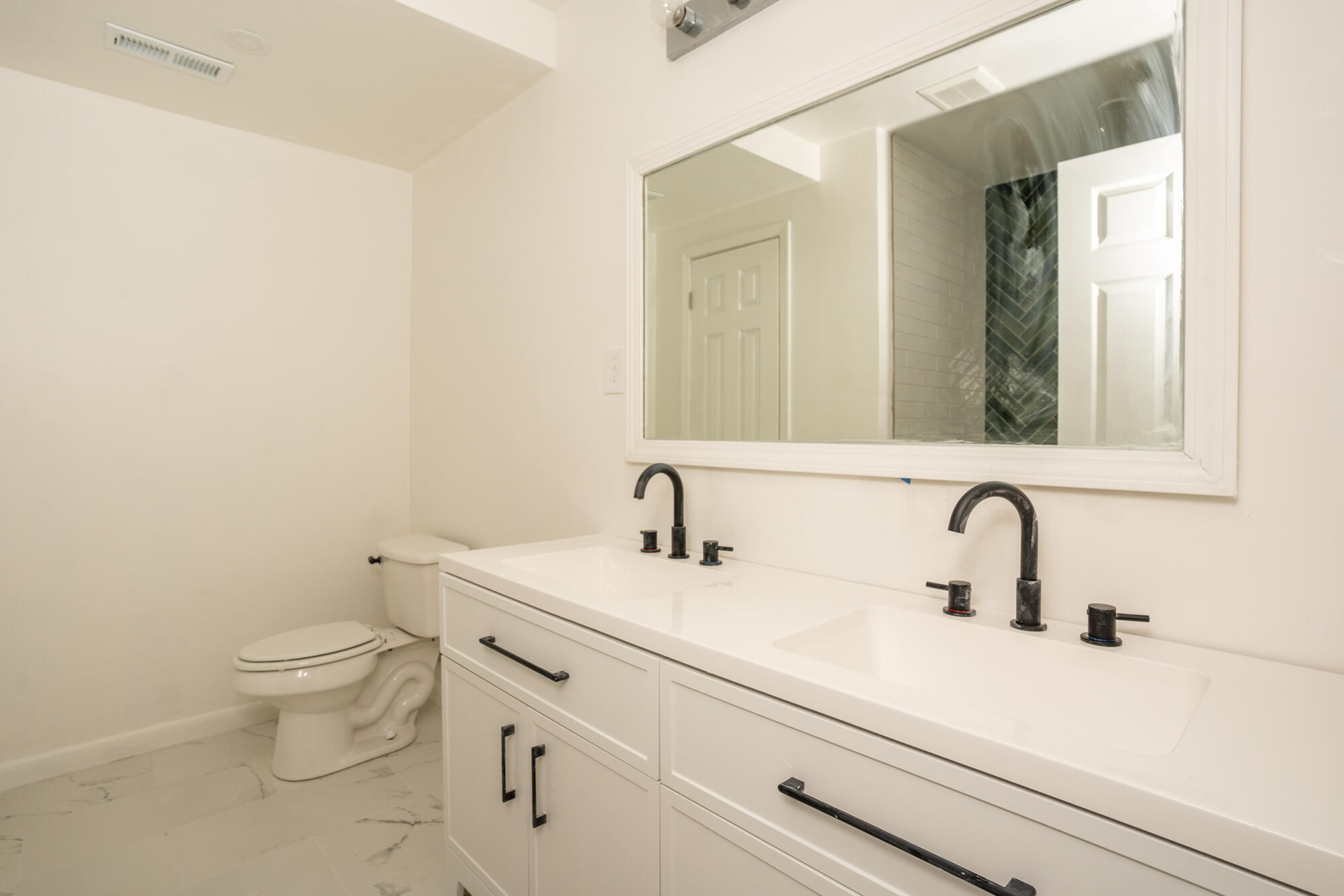 802 Northbrook Drive Hixson, TN 37343 - Photo 16 of 26 802-Northbrook-Dr-MLS-Photos-28