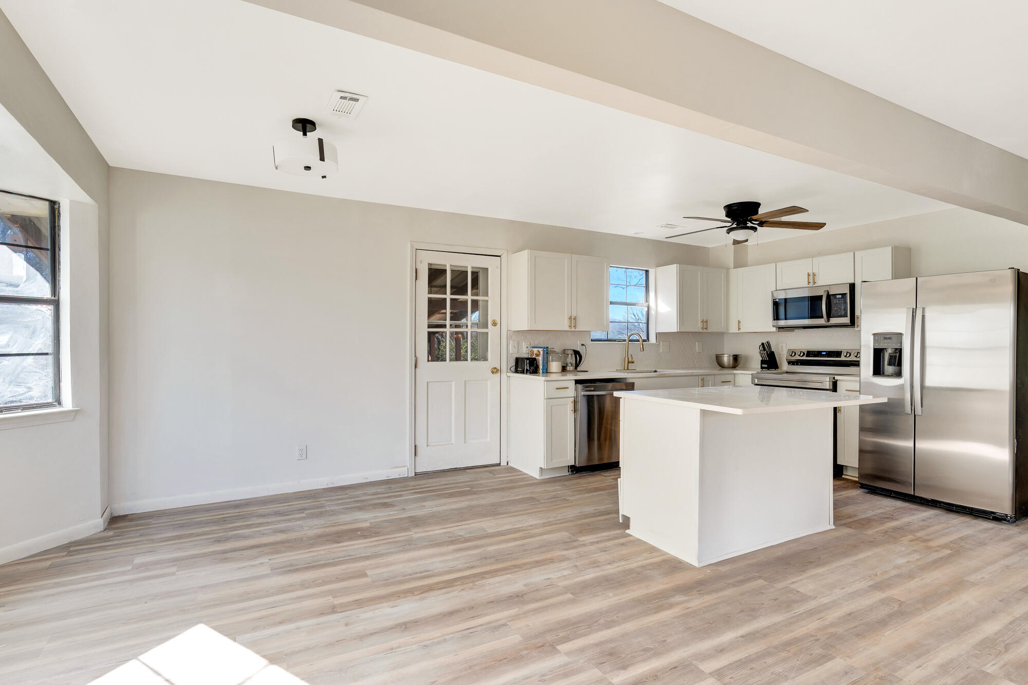 802 Northbrook Drive Hixson, TN 37343 - Photo 3 of 26 802-Northbrook-Dr-MLS-Photos-4