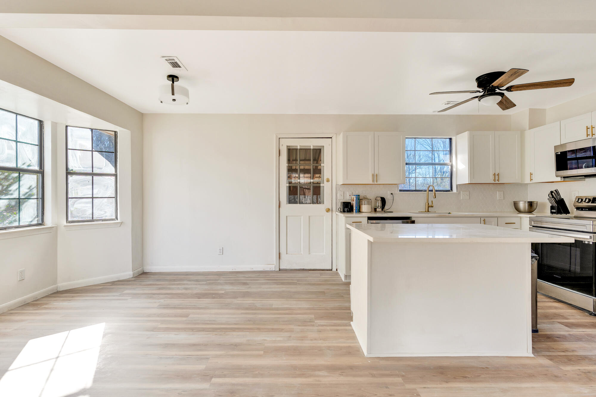 802 Northbrook Drive Hixson, TN 37343 - Photo 4 of 26 802-Northbrook-Dr-MLS-Photos-5