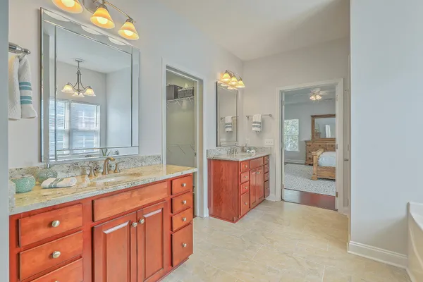 $568,800 | 139 Back Tee Circle, Summerville, SC 29485