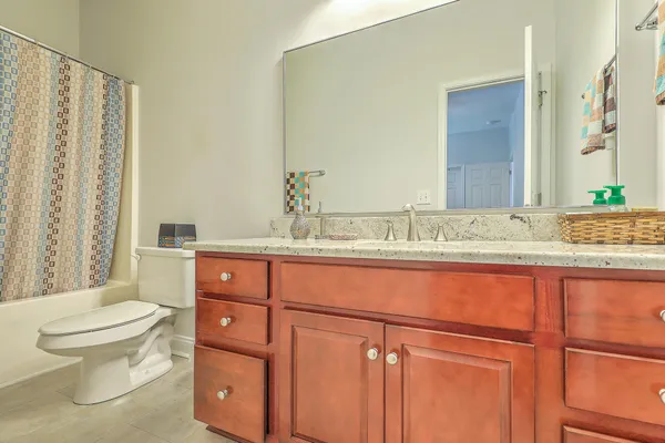 $568,800 | 139 Back Tee Circle, Summerville, SC 29485