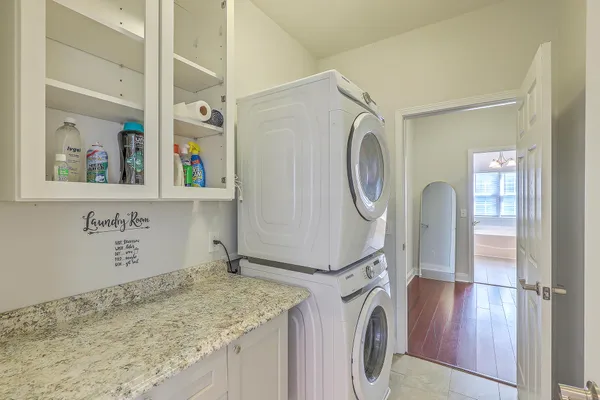 $568,800 | 139 Back Tee Circle, Summerville, SC 29485