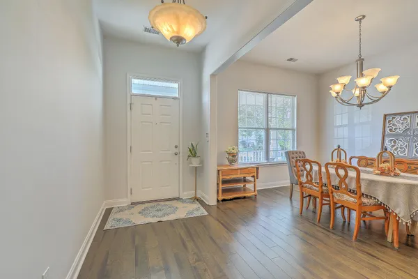 $568,800 | 139 Back Tee Circle, Summerville, SC 29485