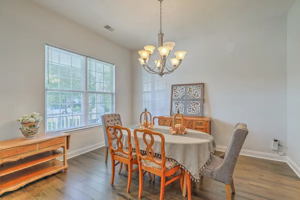 $568,800 | 139 Back Tee Circle, Summerville, SC 29485