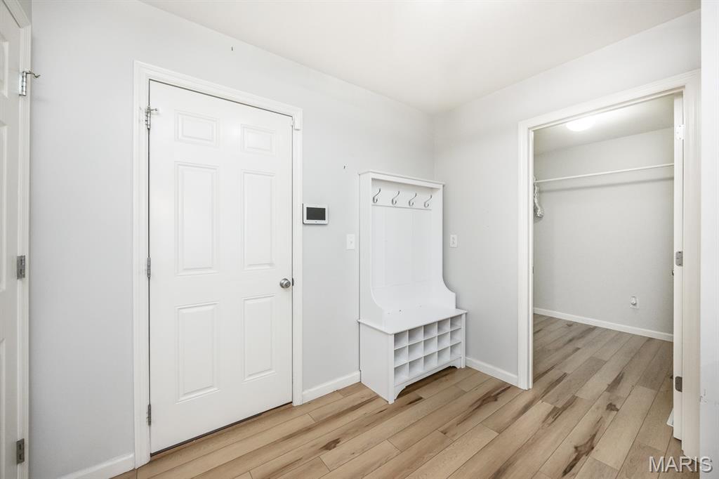 3033 Wye Oak Drive Belleville, IL 62221 - Photo 14 of 33