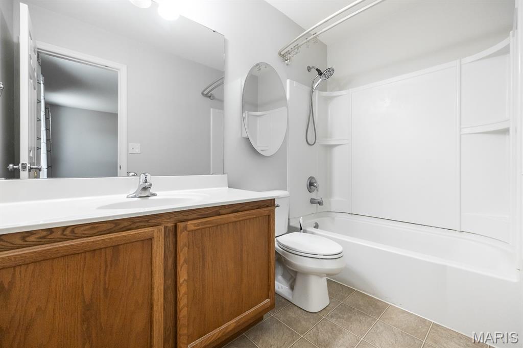 3033 Wye Oak Drive Belleville, IL 62221 - Photo 18 of 33