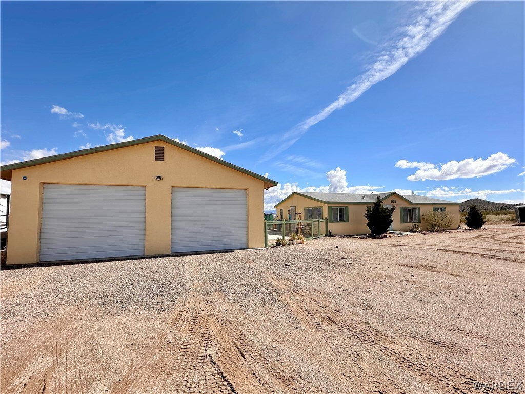 1534 Growler Road Golden Valley, AZ 86413 - Photo 3 of 75 Gallery Image 3