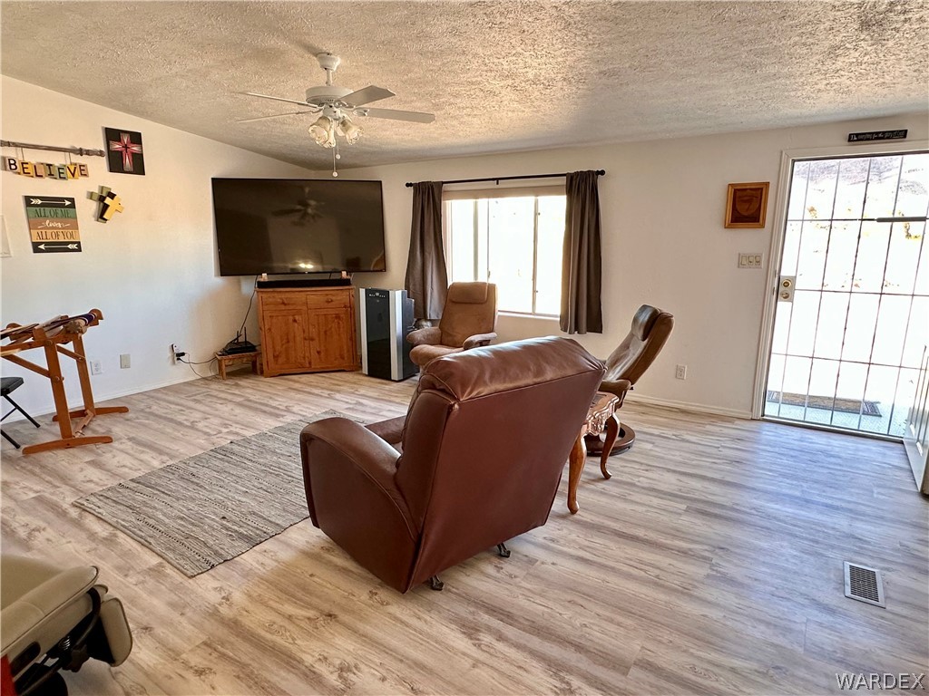 1534 Growler Road Golden Valley, AZ 86413 - Photo 10 of 75 Gallery Image 10