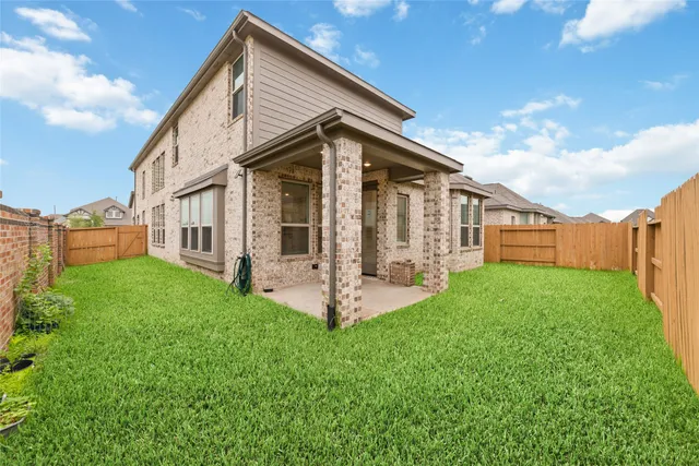 $2,700 | 925 Crystal Bnd Lane, Katy, TX 77493