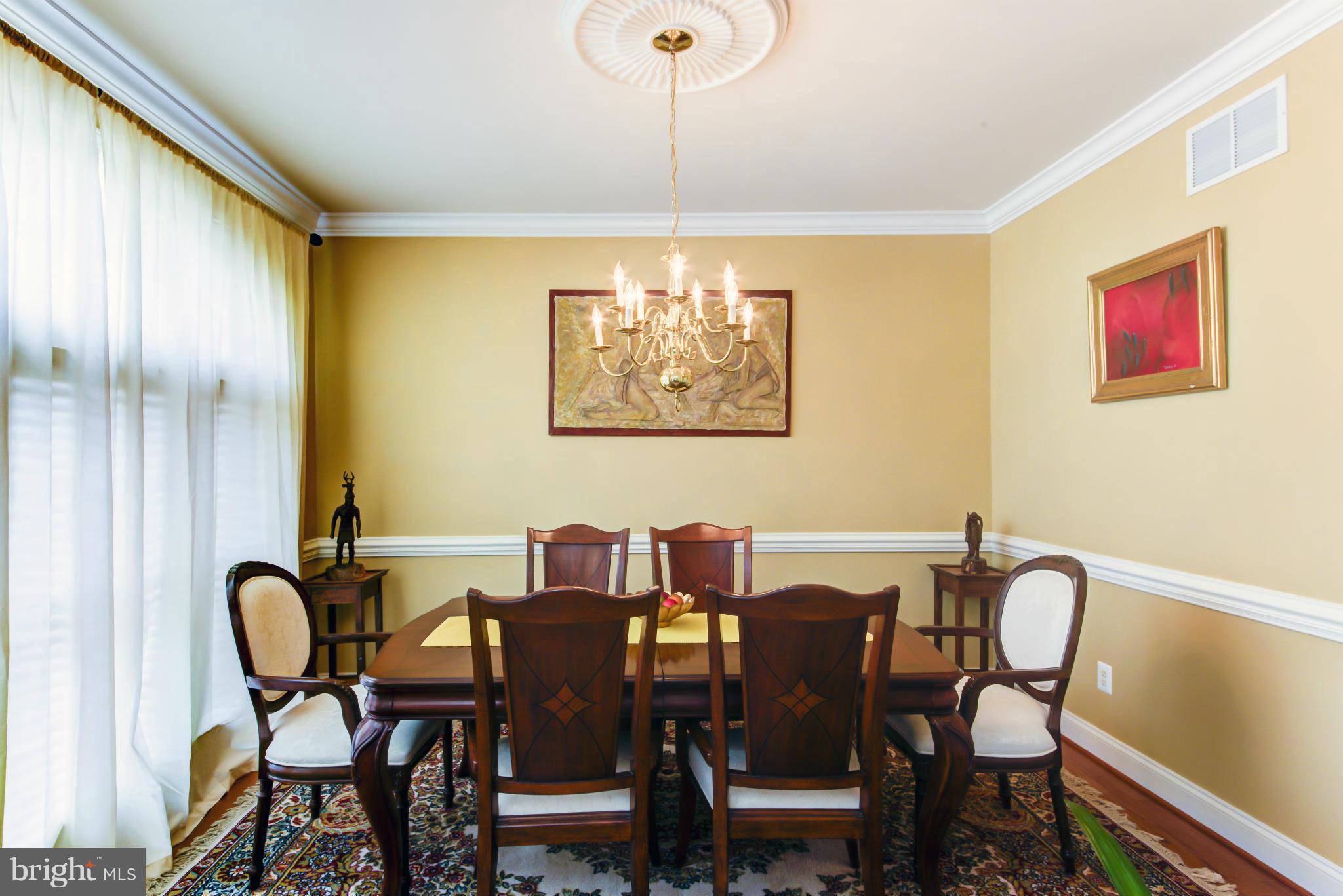 33 Johnson Road Pasadena, MD 21122 - Photo 21 of 27 Dining Room