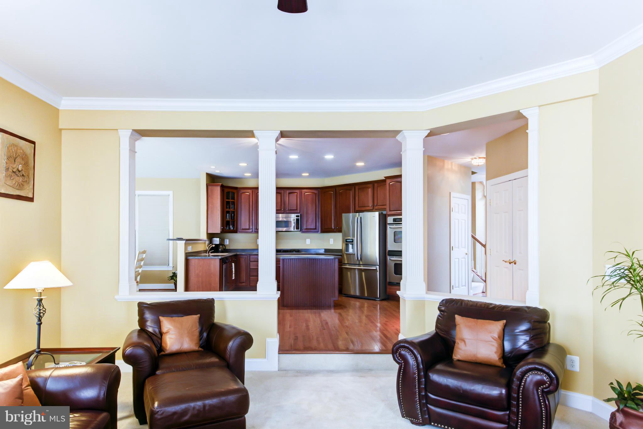 33 Johnson Road Pasadena, MD 21122 - Photo 7 of 27 Kitchen