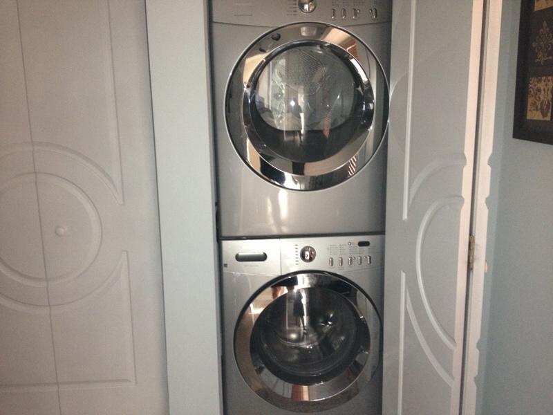1631 Riverview Road, Unit 602 Deerfield Beach, FL 33441 - Photo 18 of 26 Washer & Dryer
