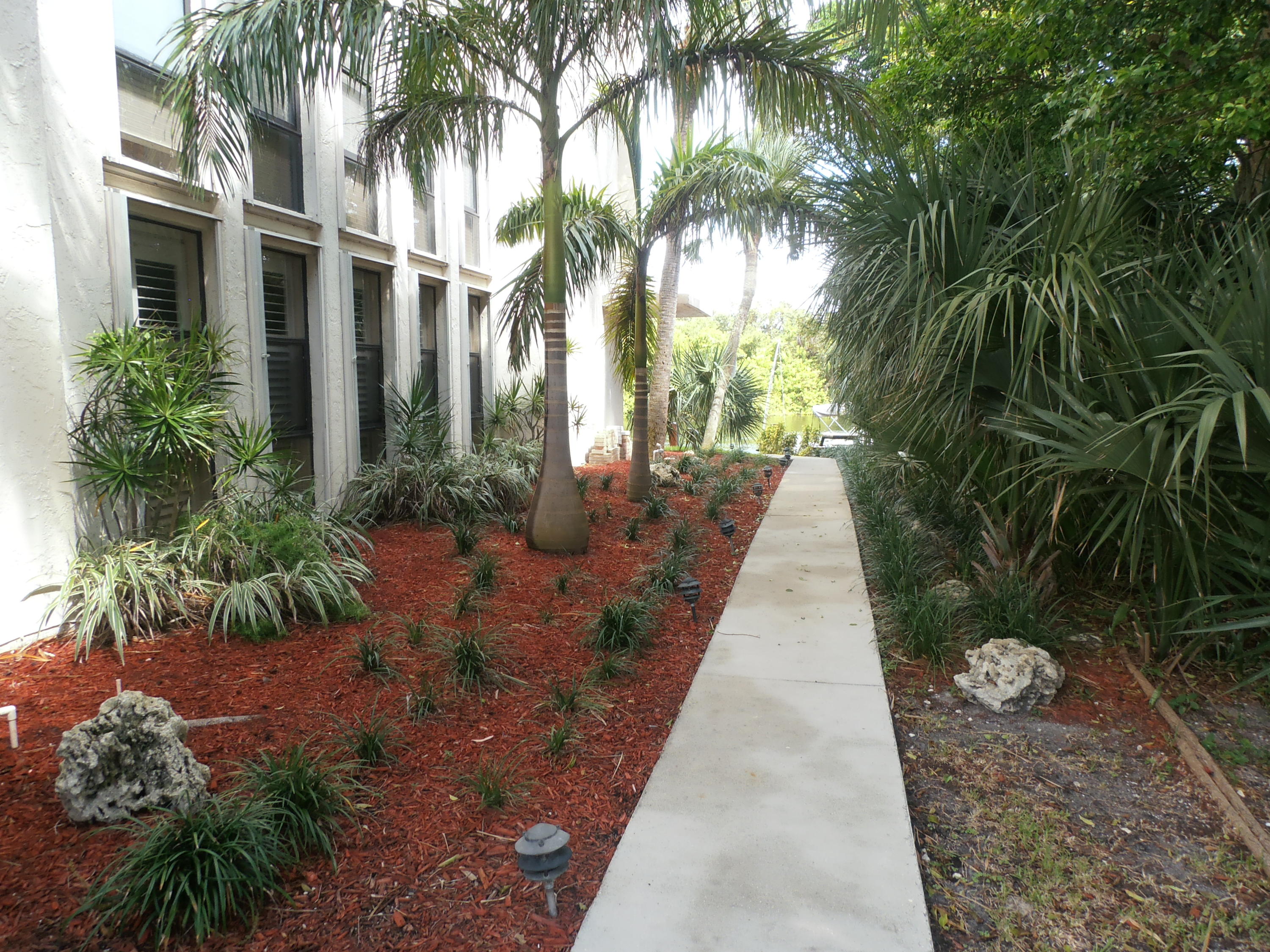 1631 Riverview Road, Unit 602 Deerfield Beach, FL 33441 - Photo 24 of 26 Beautifully landscaped property