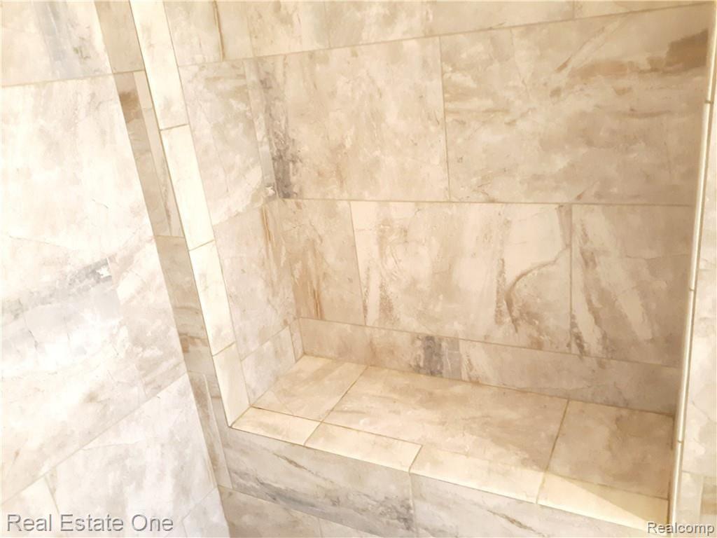 1804 Ruby Avenue Rochester Hills, MI 48309 - Photo 21 of 24