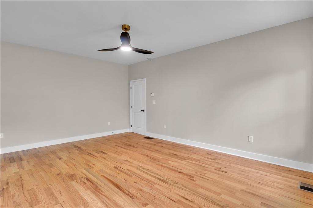 1436 Mercer Avenue Atlanta, GA 30337 - Photo 15 of 39