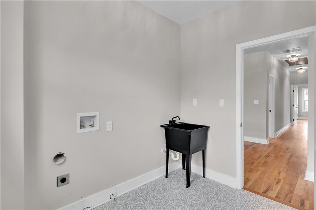 1436 Mercer Avenue Atlanta, GA 30337 - Photo 21 of 39