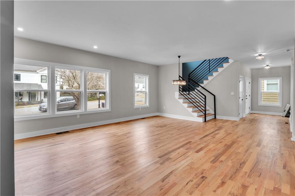 1436 Mercer Avenue Atlanta, GA 30337 - Photo 3 of 39