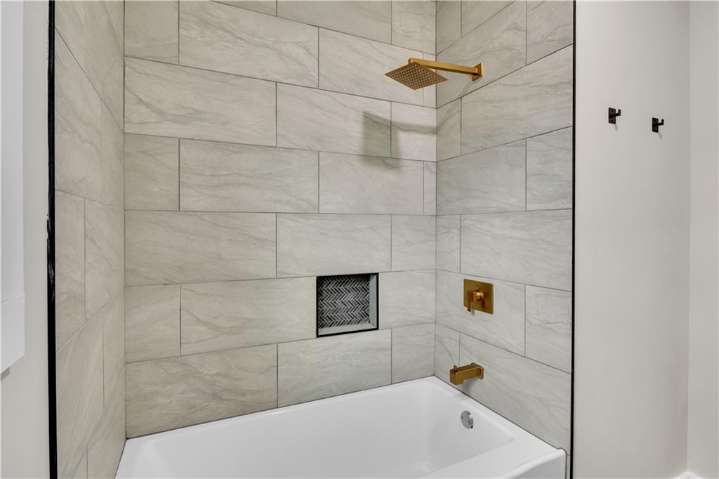 1436 Mercer Avenue Atlanta, GA 30337 - Photo 31 of 39
