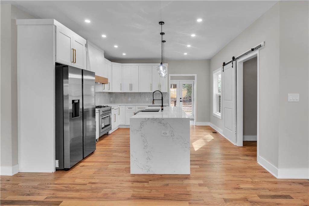 1436 Mercer Avenue Atlanta, GA 30337 - Photo 8 of 39