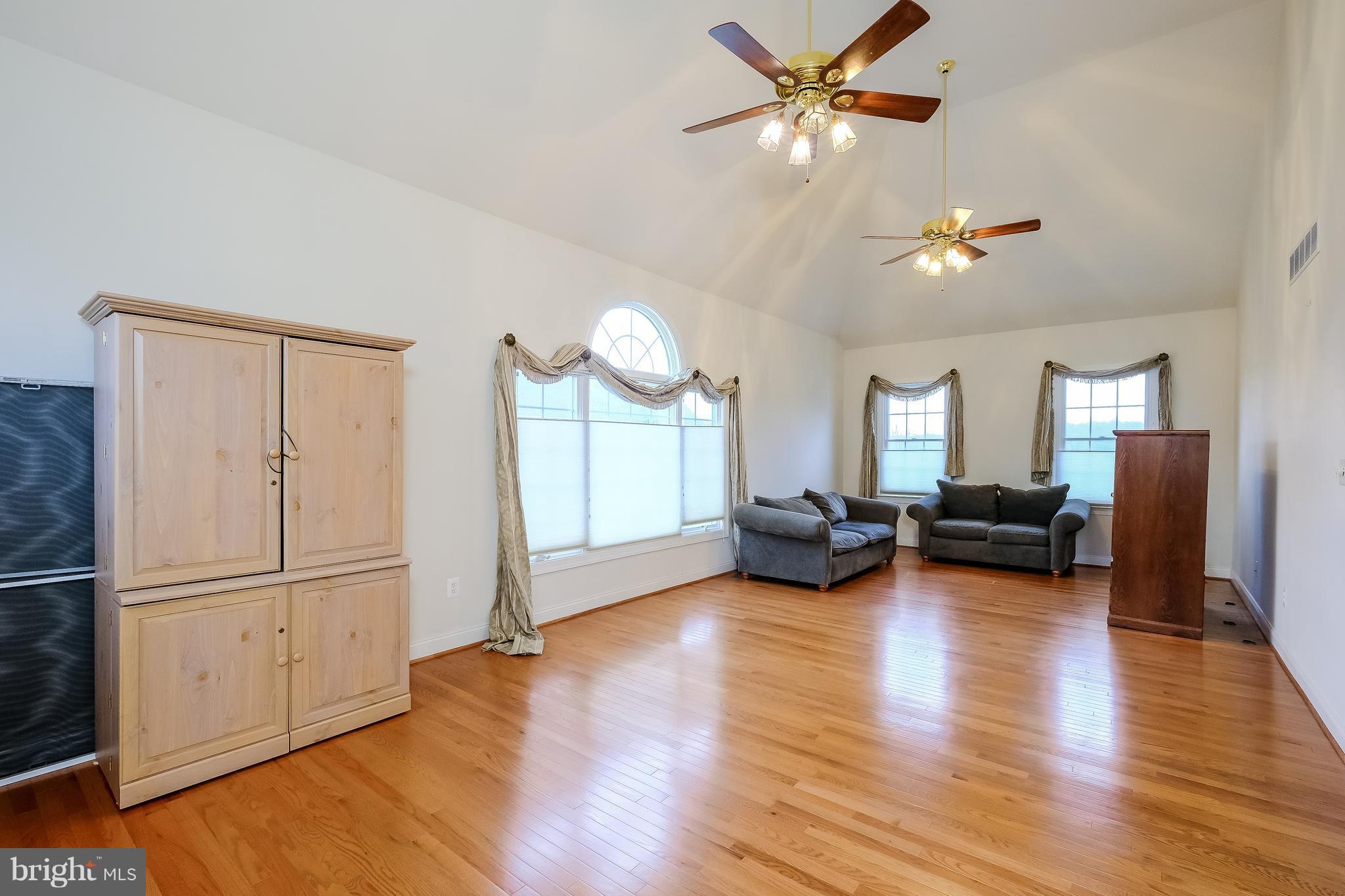 15174 Sapling Ridge Drive Dayton, MD 21036 - Photo 13 of 30 Living Room