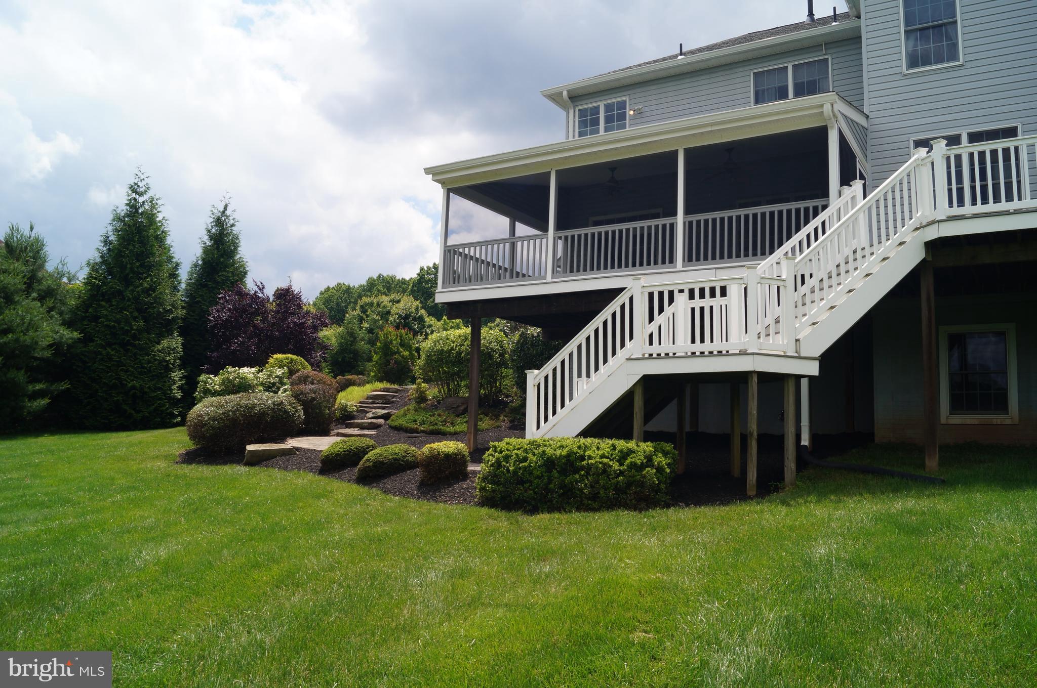 15174 Sapling Ridge Drive Dayton, MD 21036 - Photo 27 of 30 Exterior (Rear)