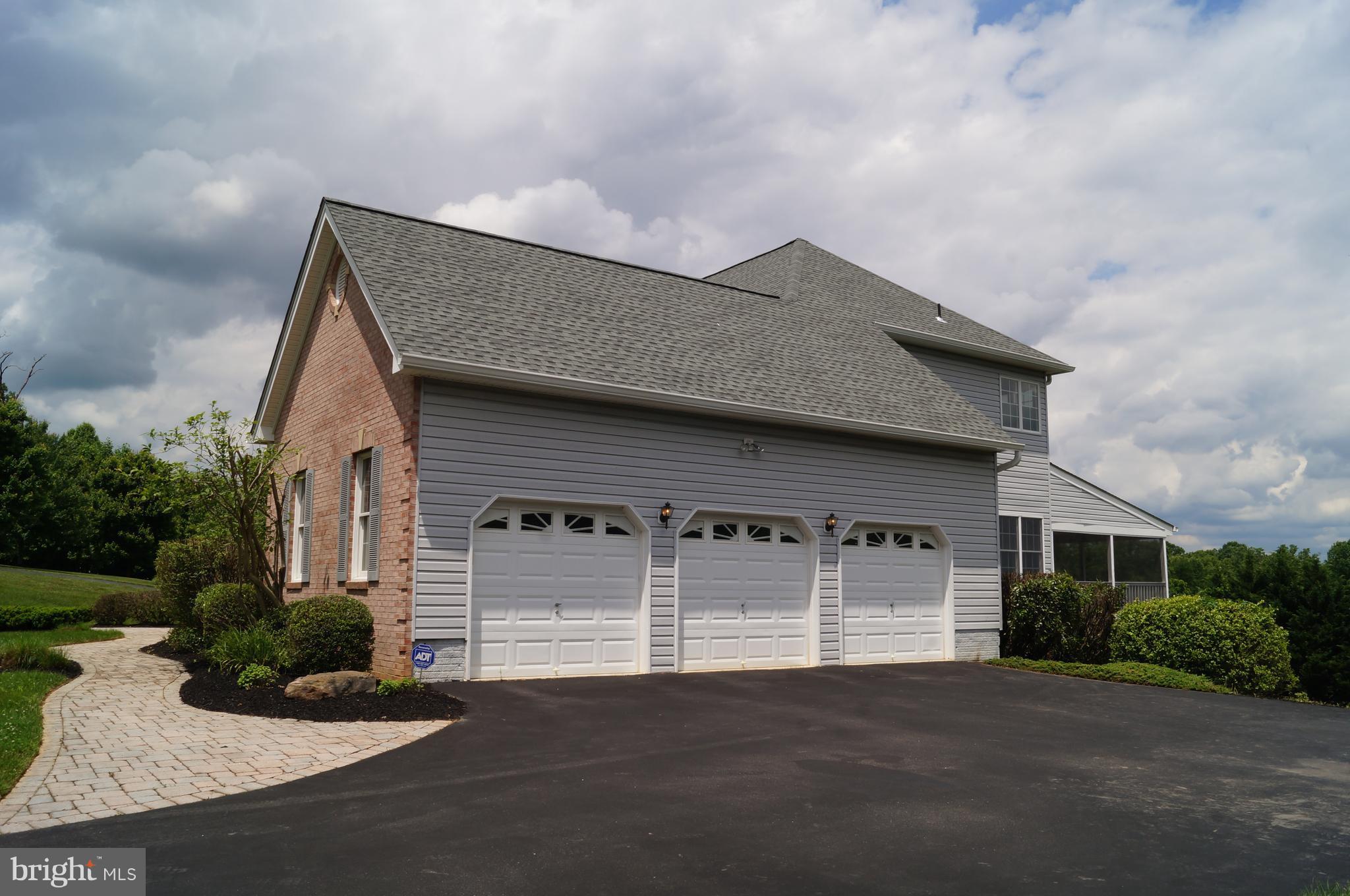 15174 Sapling Ridge Drive Dayton, MD 21036 - Photo 4 of 30 Exterior (General)