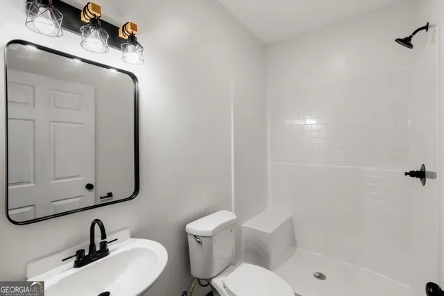 $1,900 | 620 Stiles Road, Unit B, Epworth, GA 30541