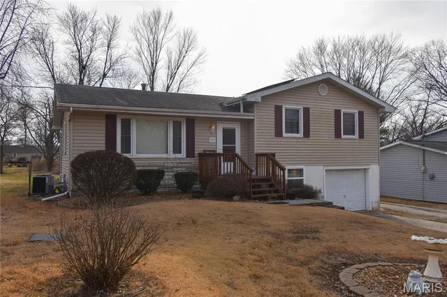 $230,000 | 927 West Corbin Street, Bethalto, IL 62010