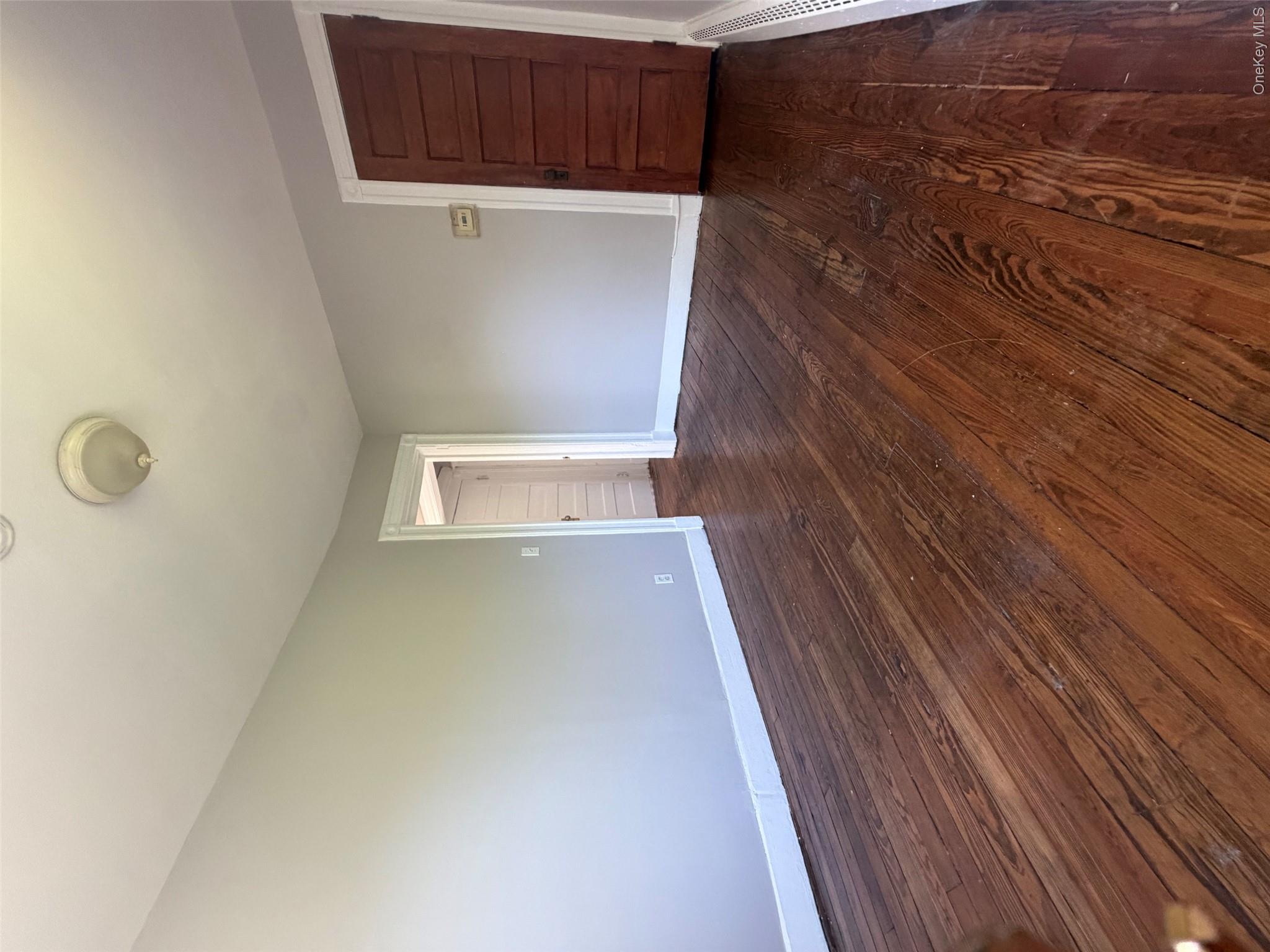 8 Old Knollwood Road White Plains, NY 10607 - Photo 8 of 17