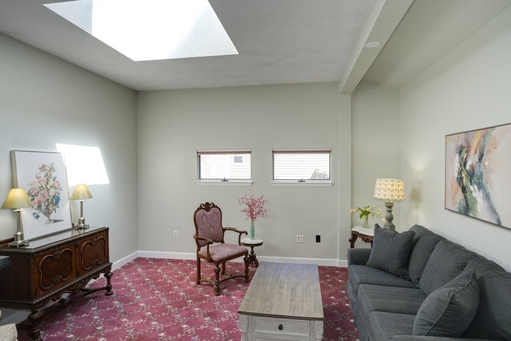 60 Davidson Road Framingham, MA 01701 - Photo 11 of 37 Gallery Image 11
