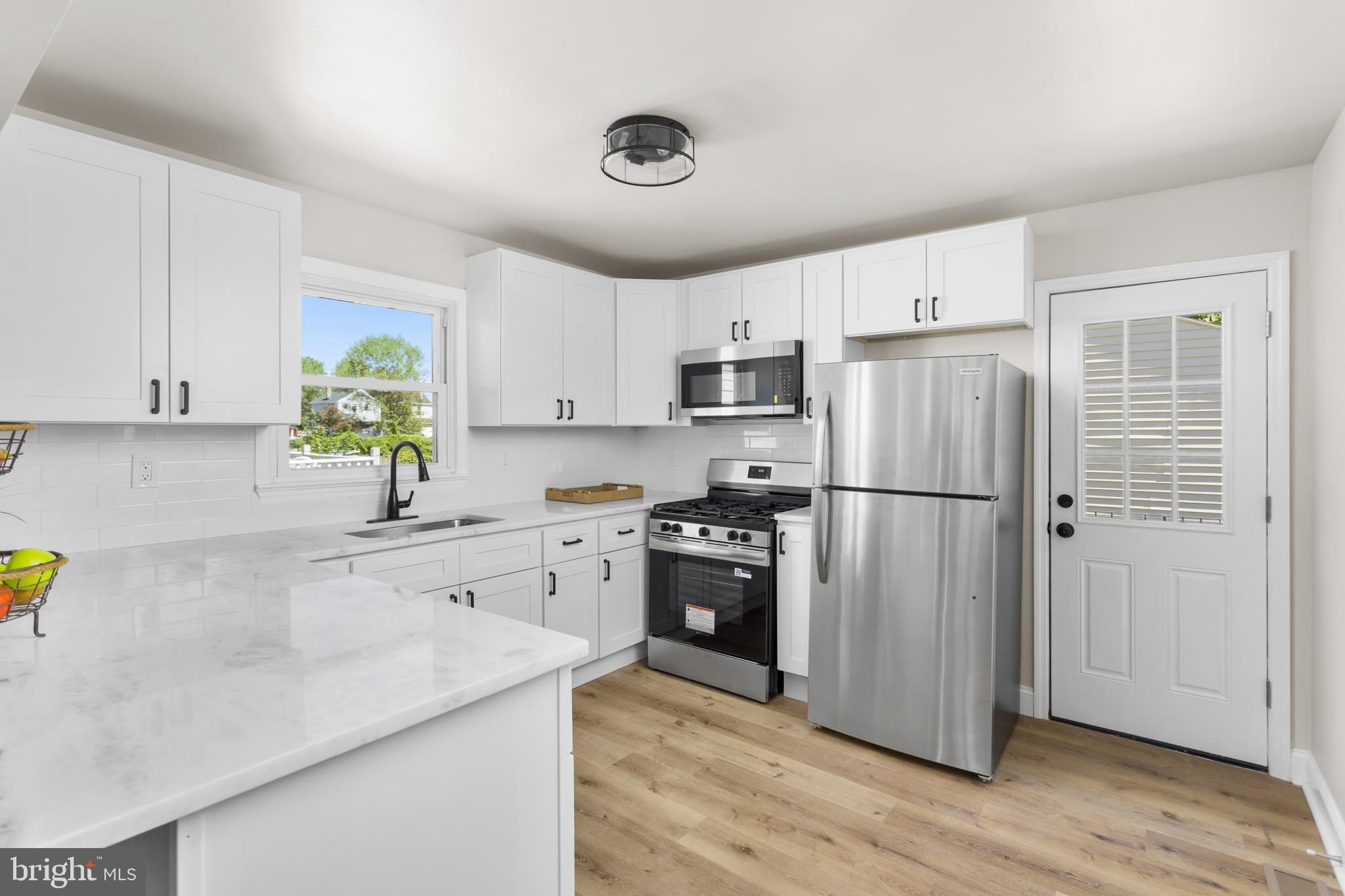 46 Rosedale Avenue Ewing, NJ 08638 - Photo 11 of 38 Gallery Image 11