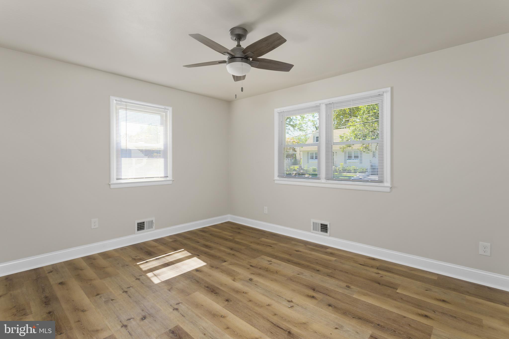 46 Rosedale Avenue Ewing, NJ 08638 - Photo 21 of 38 Gallery Image 21
