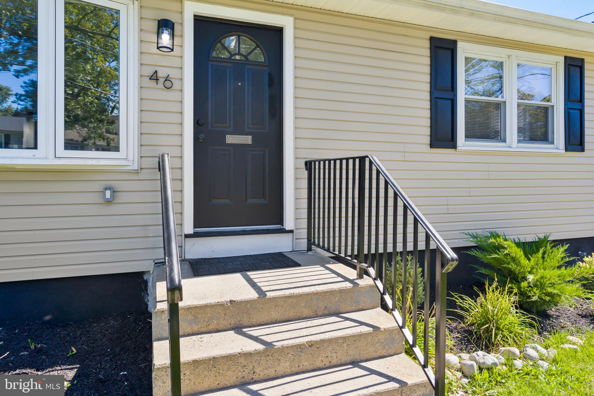 46 Rosedale Avenue Ewing, NJ 08638 - Photo 3 of 38 Gallery Image 3