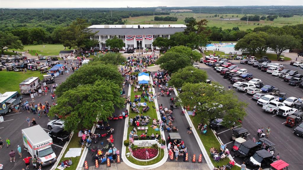 8313 West Landings Road Granbury, TX 76049 - Photo 33 of 33 an aerial view of multiple house