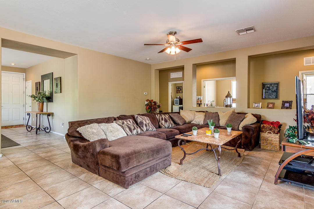 3594 East Gary Way Gilbert, AZ 85234 - Photo 11 of 43 10-Gary