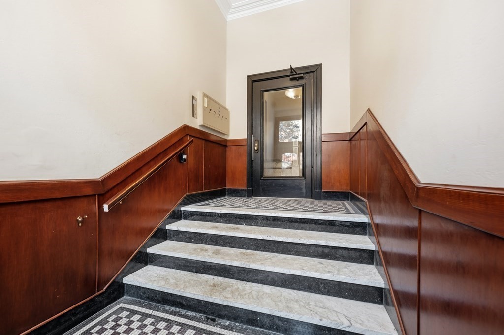 315 Tappan Street, Unit 4 Brookline, MA 02445 - Photo 2 of 26