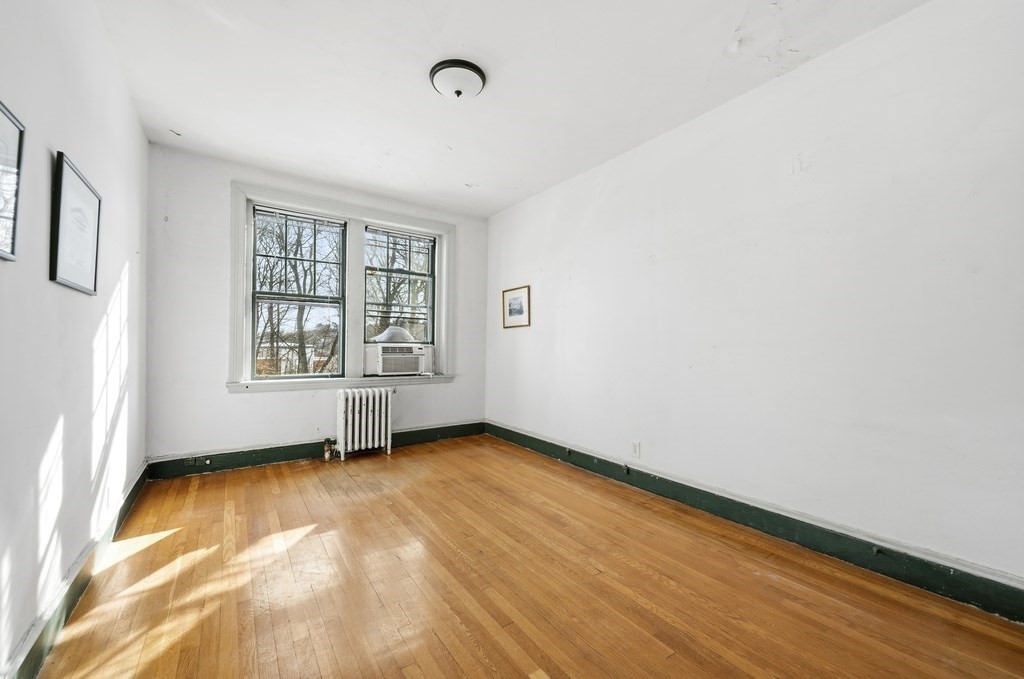 315 Tappan Street, Unit 4 Brookline, MA 02445 - Photo 21 of 26