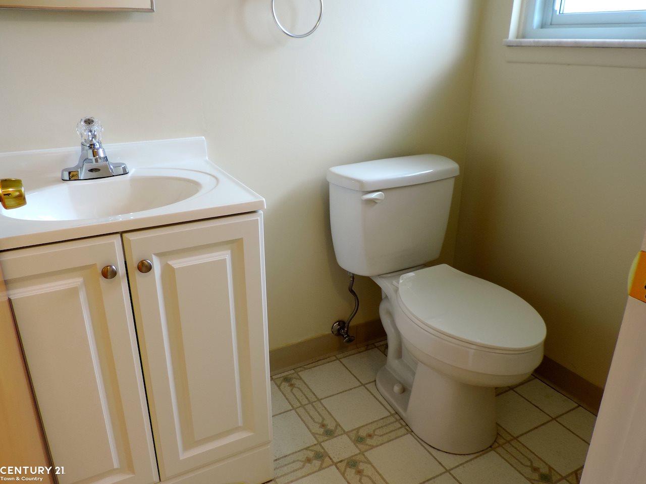 3916 Rolf Drive Warren, MI 48092 - Photo 18 of 26 Gallery Image 18