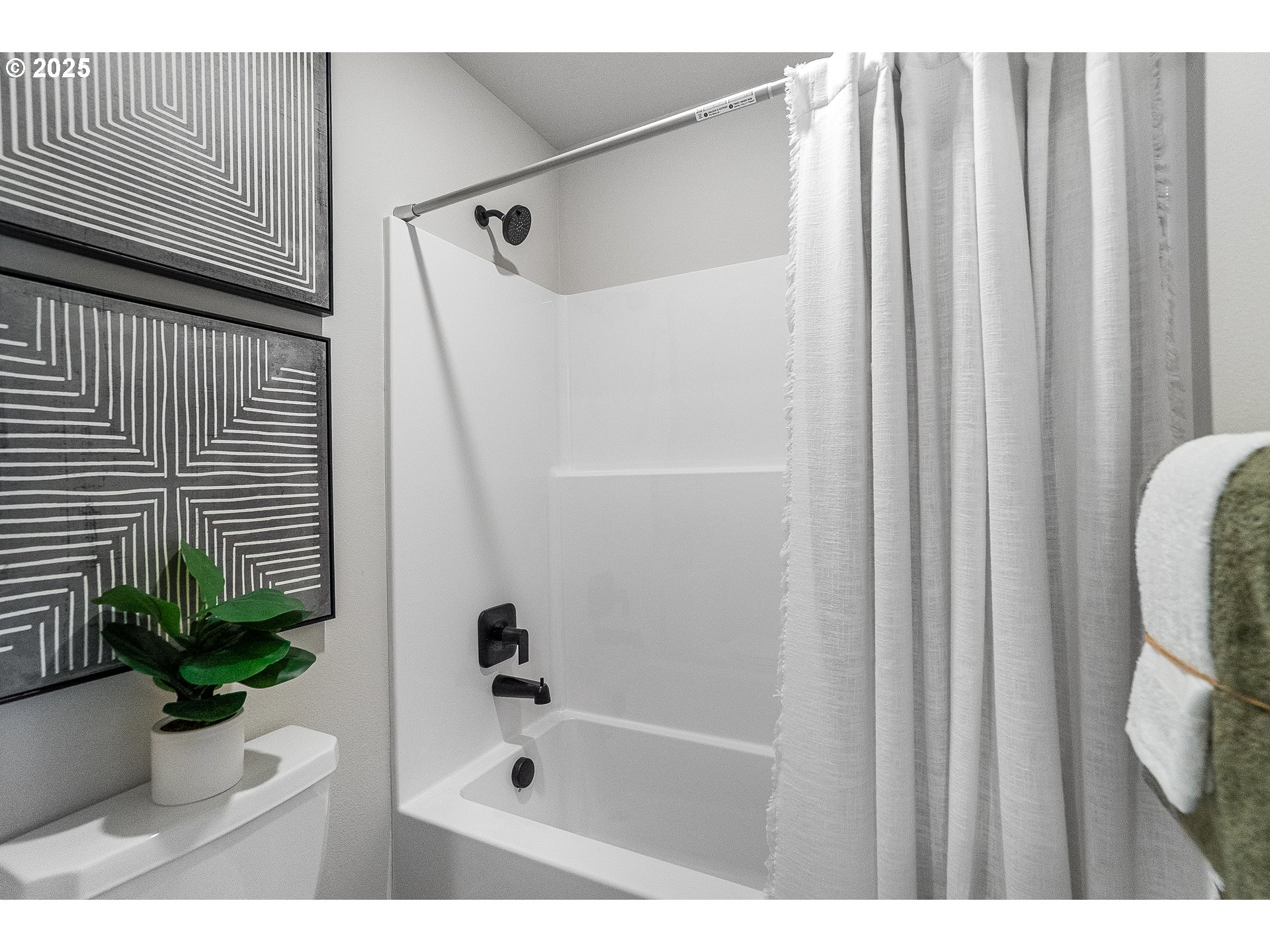 5658 North 88th Avenue Camas, WA 98607 - Photo 16 of 29